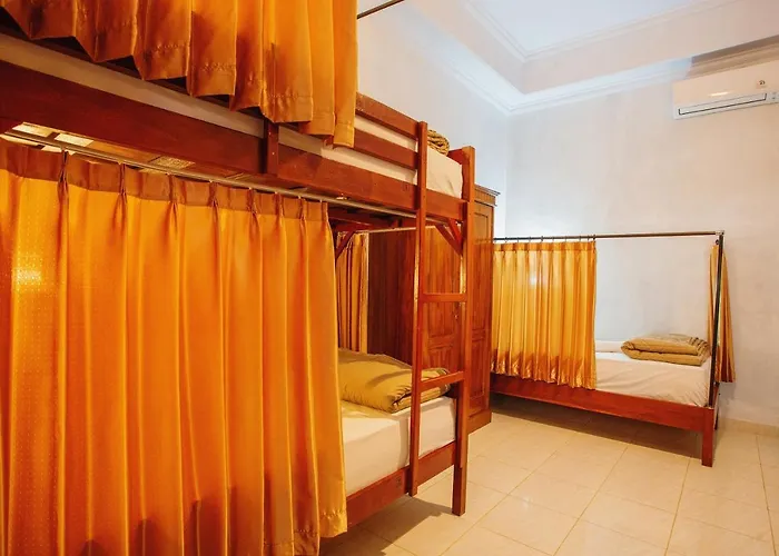 Kamasanti Hostel Toyapakeh