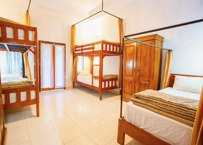 Hostel Kamasanti Toyapakeh